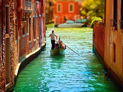 school.share-architects-sect-slide-city-tour-venice